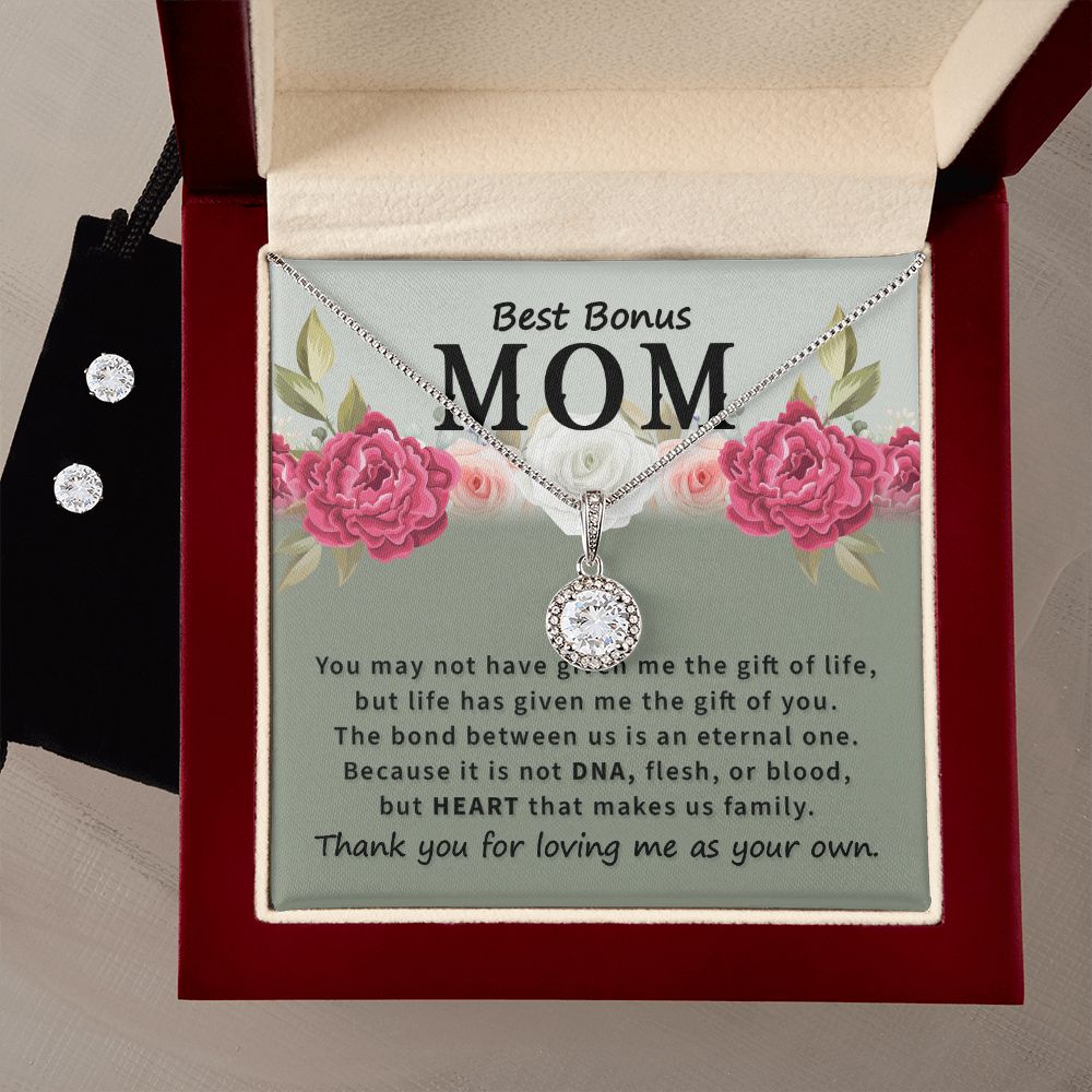 Mom Solitaire Jewelry Set-The gift of you | Custom Heart Design