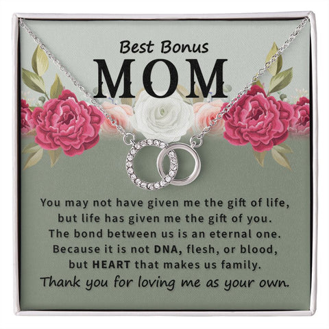 Mom Circle Necklace-The gift of you | Custom Heart Design