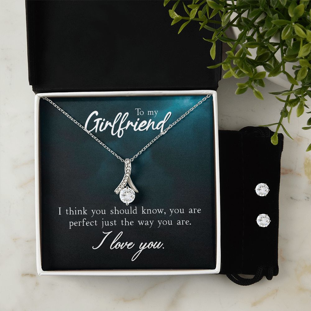 Girlfriend Jewelry Set, Necklace and Earring Set for Girlfriend | Custom Heart Design