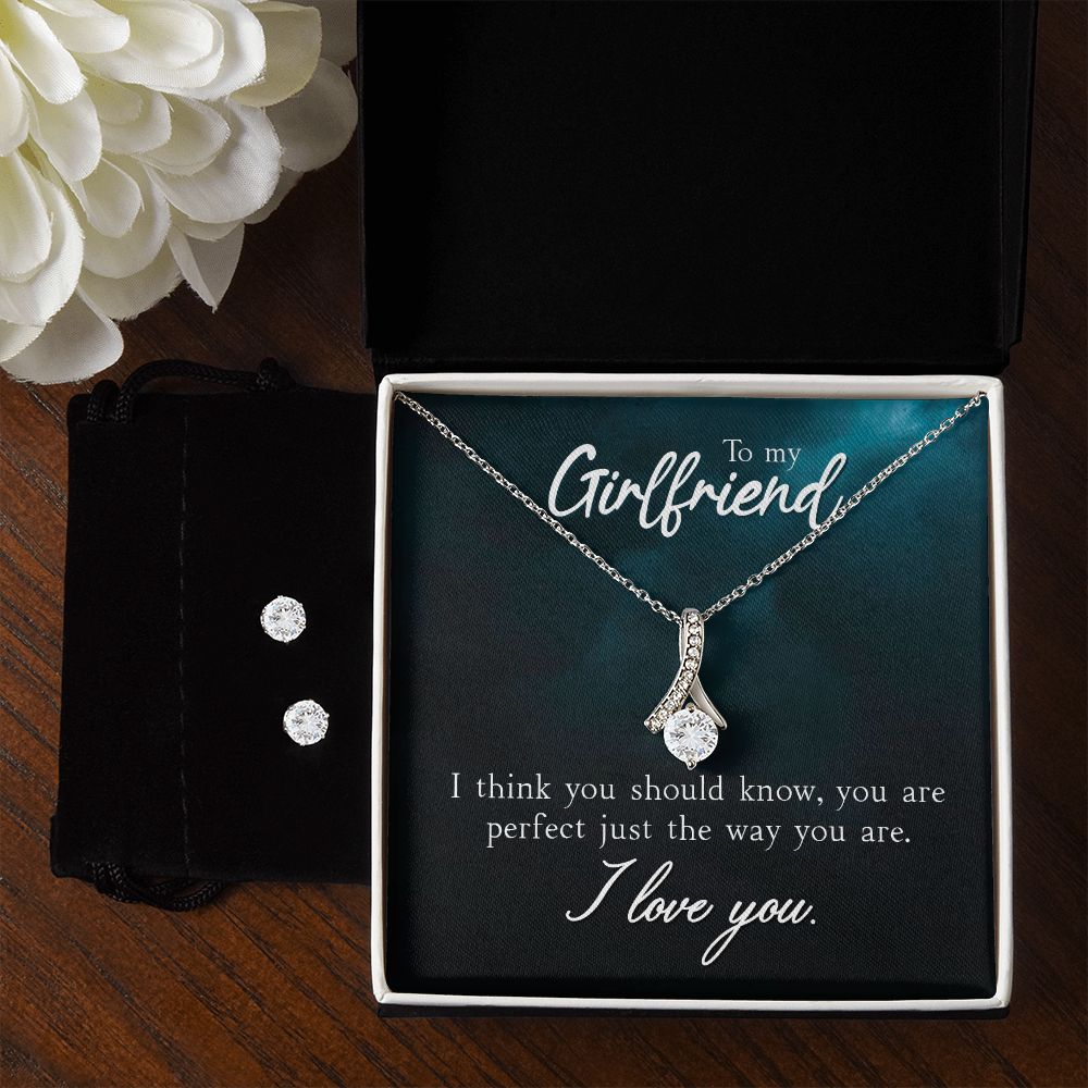 Girlfriend Jewelry Set, Necklace and Earring Set for Girlfriend | Custom Heart Design