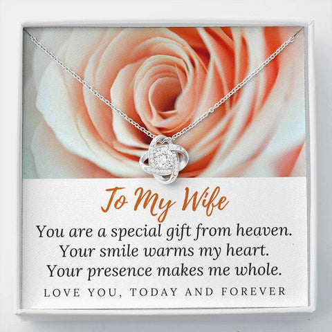 Sentimental Love Knot Necklace for Wife | Custom Heart Design
