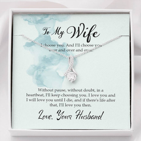 Alluring Beauty Solitaire Necklace for Wife | Custom Heart Design