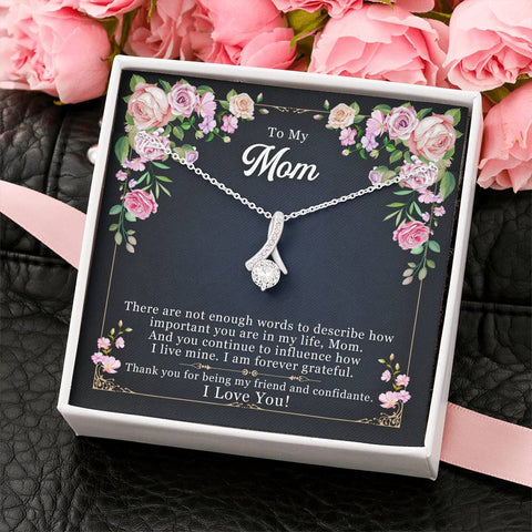 Alluring Beauty Solitaire Necklace for Mom | Custom Heart Design