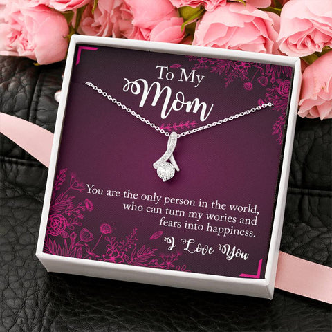Alluring Beauty Solitaire Necklace for Mom | Custom Heart Design