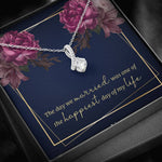 Alluring Beauty Solitaire Necklace for Women | Custom Heart Design